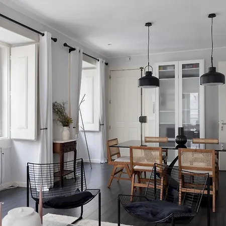 Master Deco Gem In Bairro Alto