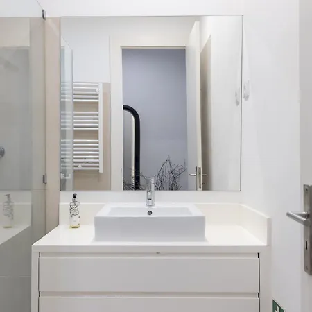 Master Deco Gem In Bairro Alto Lisbona